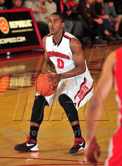 Thumbnail 2 in Westchester @ Mater Dei (Nike Extravaganza) photogallery.