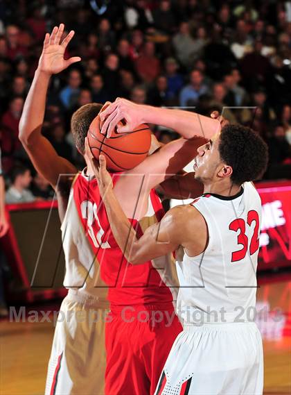 Thumbnail 1 in Westchester @ Mater Dei (Nike Extravaganza) photogallery.