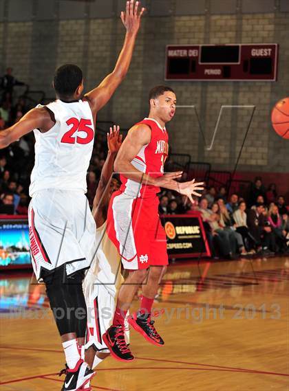 Thumbnail 1 in Westchester @ Mater Dei (Nike Extravaganza) photogallery.