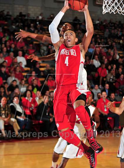 Thumbnail 2 in Westchester @ Mater Dei (Nike Extravaganza) photogallery.