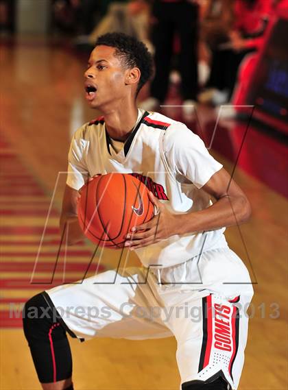 Thumbnail 3 in Westchester @ Mater Dei (Nike Extravaganza) photogallery.