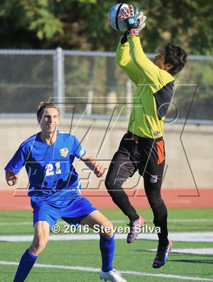 Thumbnail 1 in San Pasqual vs. Warren (21st Annual SoCal Classic) photogallery.