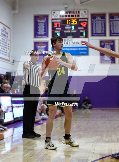 Thumbnail 3 in Eastern York vs. Danville (PIAA 4A First Round) photogallery.