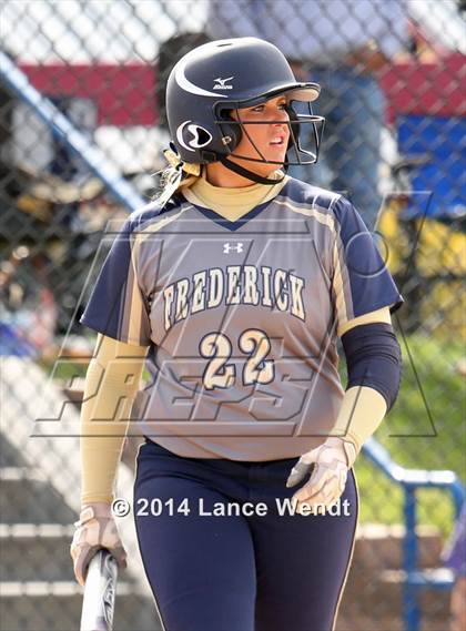 Thumbnail 2 in Frederick vs D'Evelyn (CHSAA 4A First Round Playoff) photogallery.