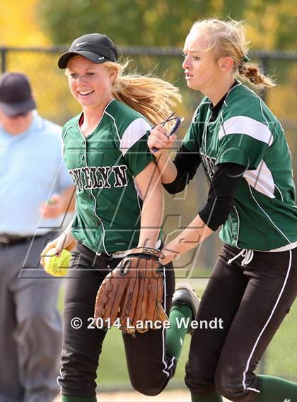 Thumbnail 2 in Frederick vs D'Evelyn (CHSAA 4A First Round Playoff) photogallery.