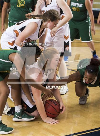 Thumbnail 1 in Summerville vs. Davis photogallery.