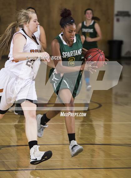 Thumbnail 2 in Summerville vs. Davis photogallery.