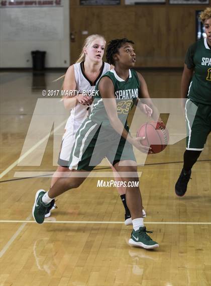 Thumbnail 1 in Summerville vs. Davis photogallery.