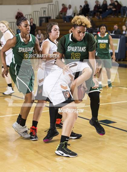 Thumbnail 3 in Summerville vs. Davis photogallery.