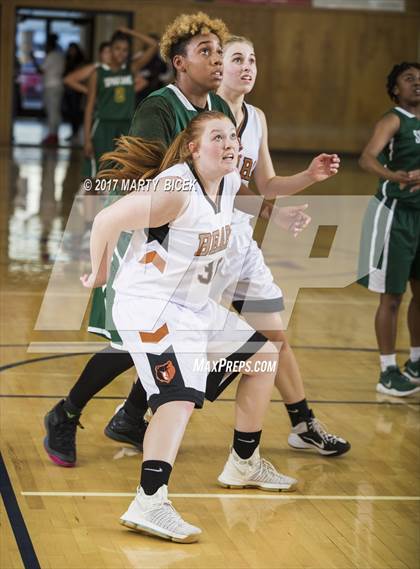 Thumbnail 2 in Summerville vs. Davis photogallery.