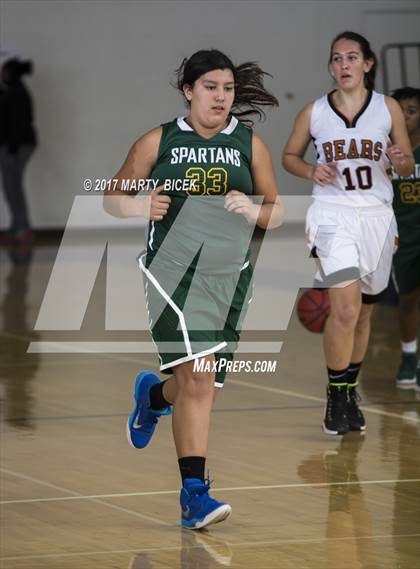 Thumbnail 3 in Summerville vs. Davis photogallery.