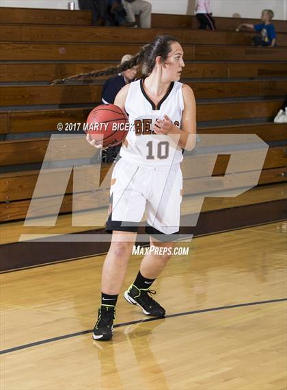 Thumbnail 1 in Summerville vs. Davis photogallery.