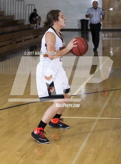 Thumbnail 1 in Summerville vs. Davis photogallery.