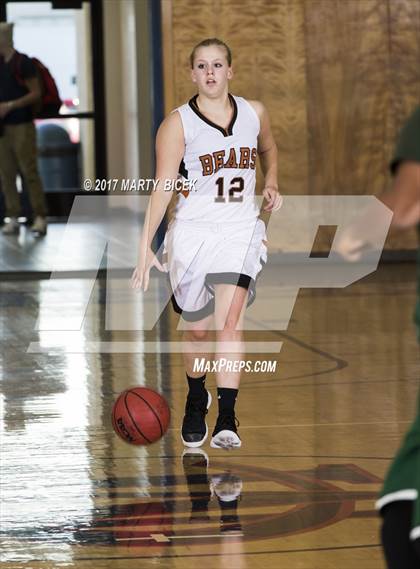 Thumbnail 2 in Summerville vs. Davis photogallery.