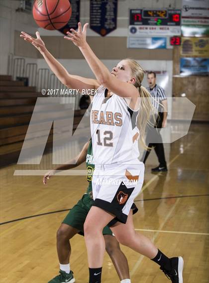 Thumbnail 1 in Summerville vs. Davis photogallery.