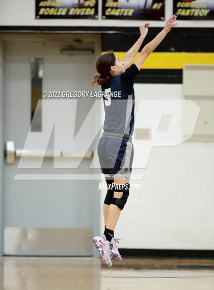 Thumbnail 3 in Richland vs Fossil Ridge photogallery.