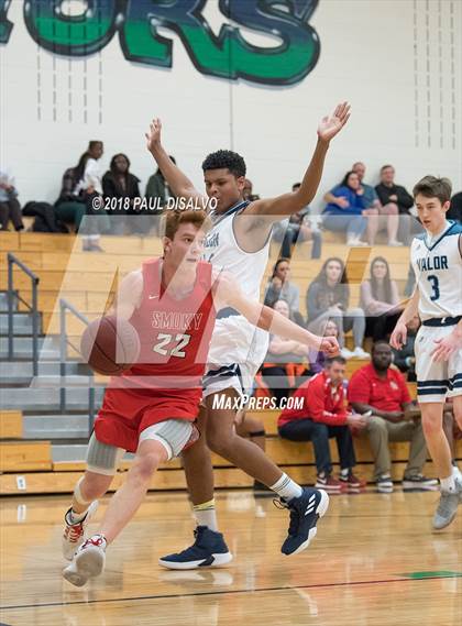 Thumbnail 1 in Smoky Hill vs. Valor Christian photogallery.
