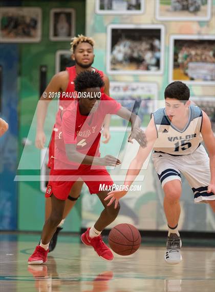 Thumbnail 1 in Smoky Hill vs. Valor Christian photogallery.