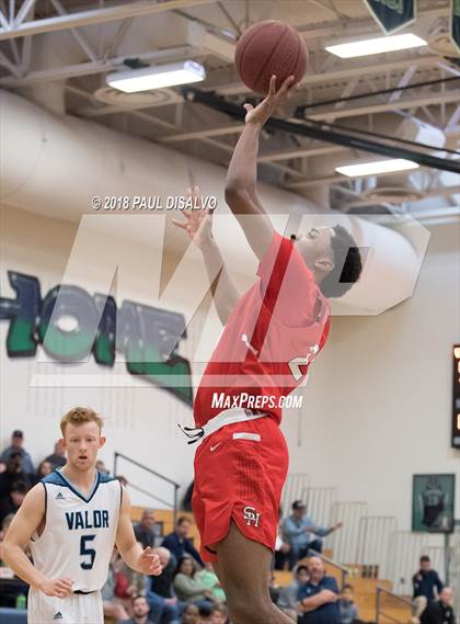 Thumbnail 2 in Smoky Hill vs. Valor Christian photogallery.