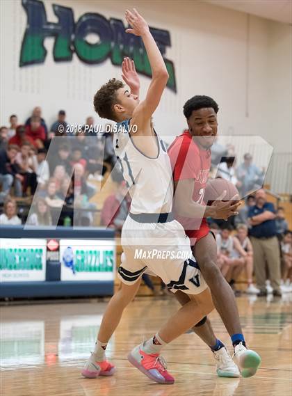 Thumbnail 3 in Smoky Hill vs. Valor Christian photogallery.
