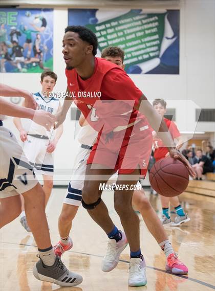 Thumbnail 2 in Smoky Hill vs. Valor Christian photogallery.