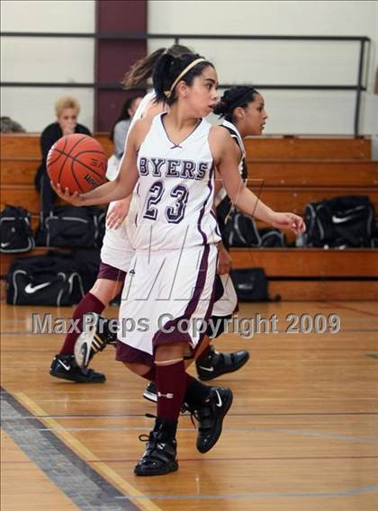 Thumbnail 1 in Byers vs Petersburg (Fantasy of Lights Tournament) photogallery.