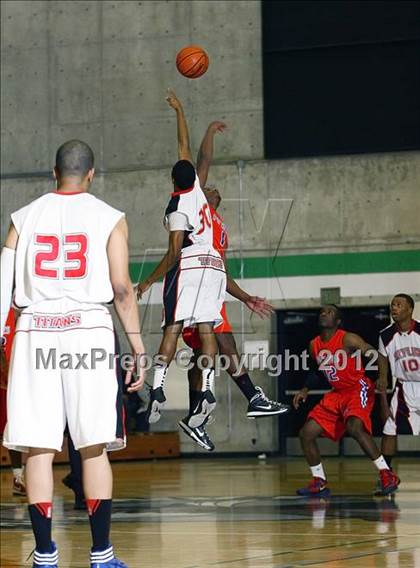 Thumbnail 3 in Skyline vs. San Leandro (I Have A Dream Classic) photogallery.
