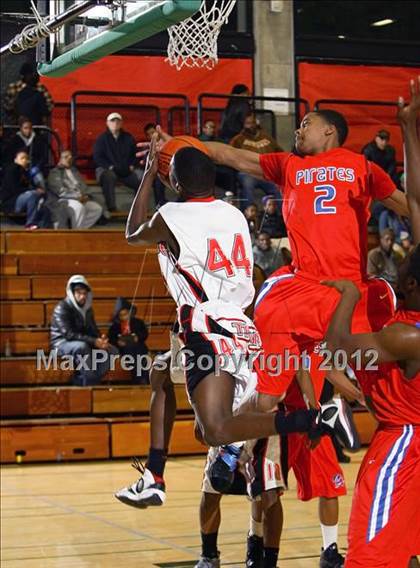 Thumbnail 2 in Skyline vs. San Leandro (I Have A Dream Classic) photogallery.