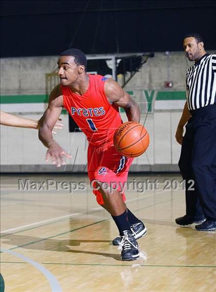 Thumbnail 2 in Skyline vs. San Leandro (I Have A Dream Classic) photogallery.