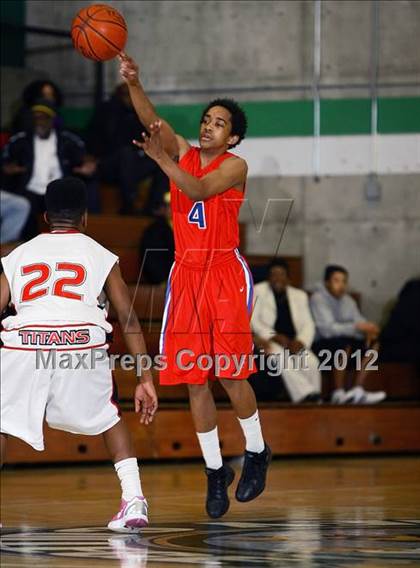 Thumbnail 2 in Skyline vs. San Leandro (I Have A Dream Classic) photogallery.