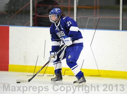 Thumbnail 1 in Darien @ Warde/Ludlowe photogallery.