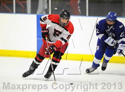 Thumbnail 2 in Darien @ Warde/Ludlowe photogallery.