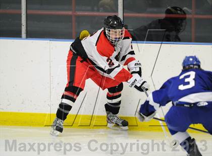 Thumbnail 3 in Darien @ Warde/Ludlowe photogallery.