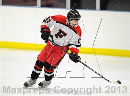 Thumbnail 1 in Darien @ Warde/Ludlowe photogallery.