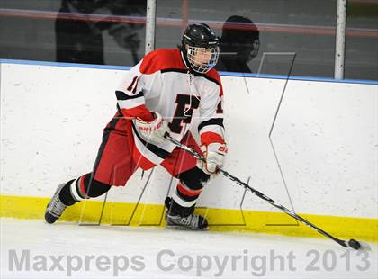Thumbnail 2 in Darien @ Warde/Ludlowe photogallery.