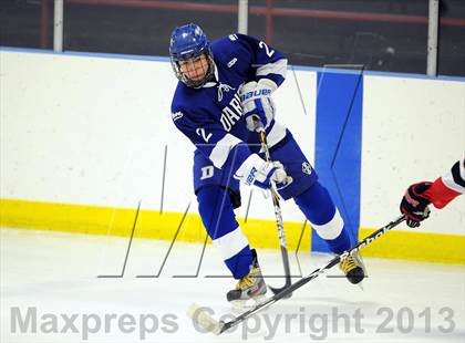 Thumbnail 3 in Darien @ Warde/Ludlowe photogallery.