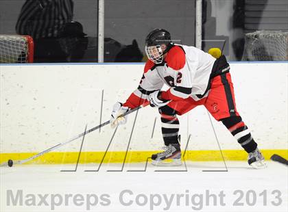 Thumbnail 1 in Darien @ Warde/Ludlowe photogallery.