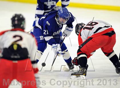 Thumbnail 1 in Darien @ Warde/Ludlowe photogallery.
