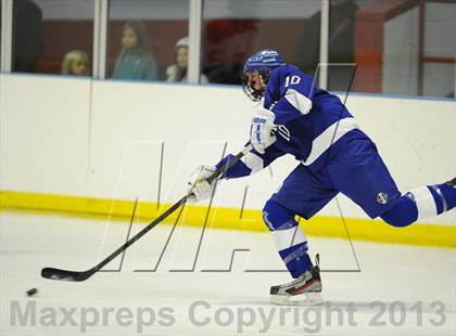 Thumbnail 2 in Darien @ Warde/Ludlowe photogallery.