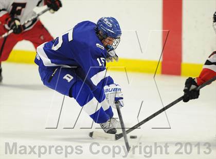 Thumbnail 1 in Darien @ Warde/Ludlowe photogallery.