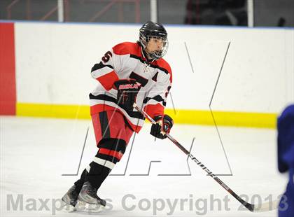 Thumbnail 3 in Darien @ Warde/Ludlowe photogallery.
