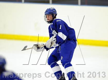 Thumbnail 3 in Darien @ Warde/Ludlowe photogallery.