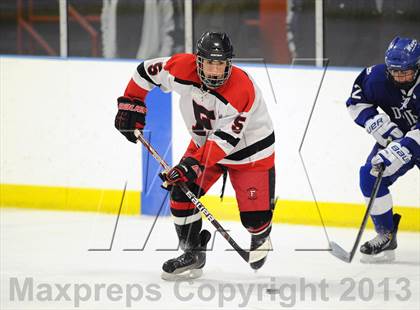 Thumbnail 1 in Darien @ Warde/Ludlowe photogallery.