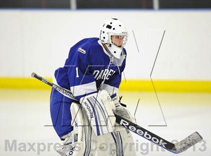 Thumbnail 2 in Darien @ Warde/Ludlowe photogallery.