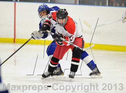 Thumbnail 3 in Darien @ Warde/Ludlowe photogallery.