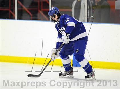 Thumbnail 1 in Darien @ Warde/Ludlowe photogallery.