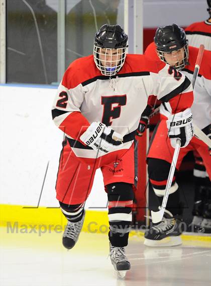 Thumbnail 2 in Darien @ Warde/Ludlowe photogallery.