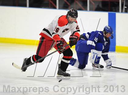 Thumbnail 2 in Darien @ Warde/Ludlowe photogallery.