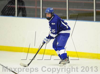 Thumbnail 2 in Darien @ Warde/Ludlowe photogallery.