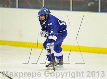 Thumbnail 2 in Darien @ Warde/Ludlowe photogallery.